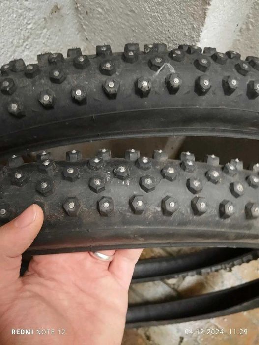 Зимние велопокрышки Schwalbe Ice Spiker Pro 29*2.25 с шипами 2 шт.