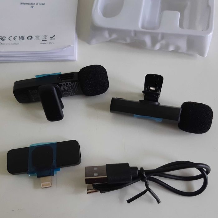 Kit 2 Microfones Novos s/ Fios Lapela Wireless p/ iPhone iPad