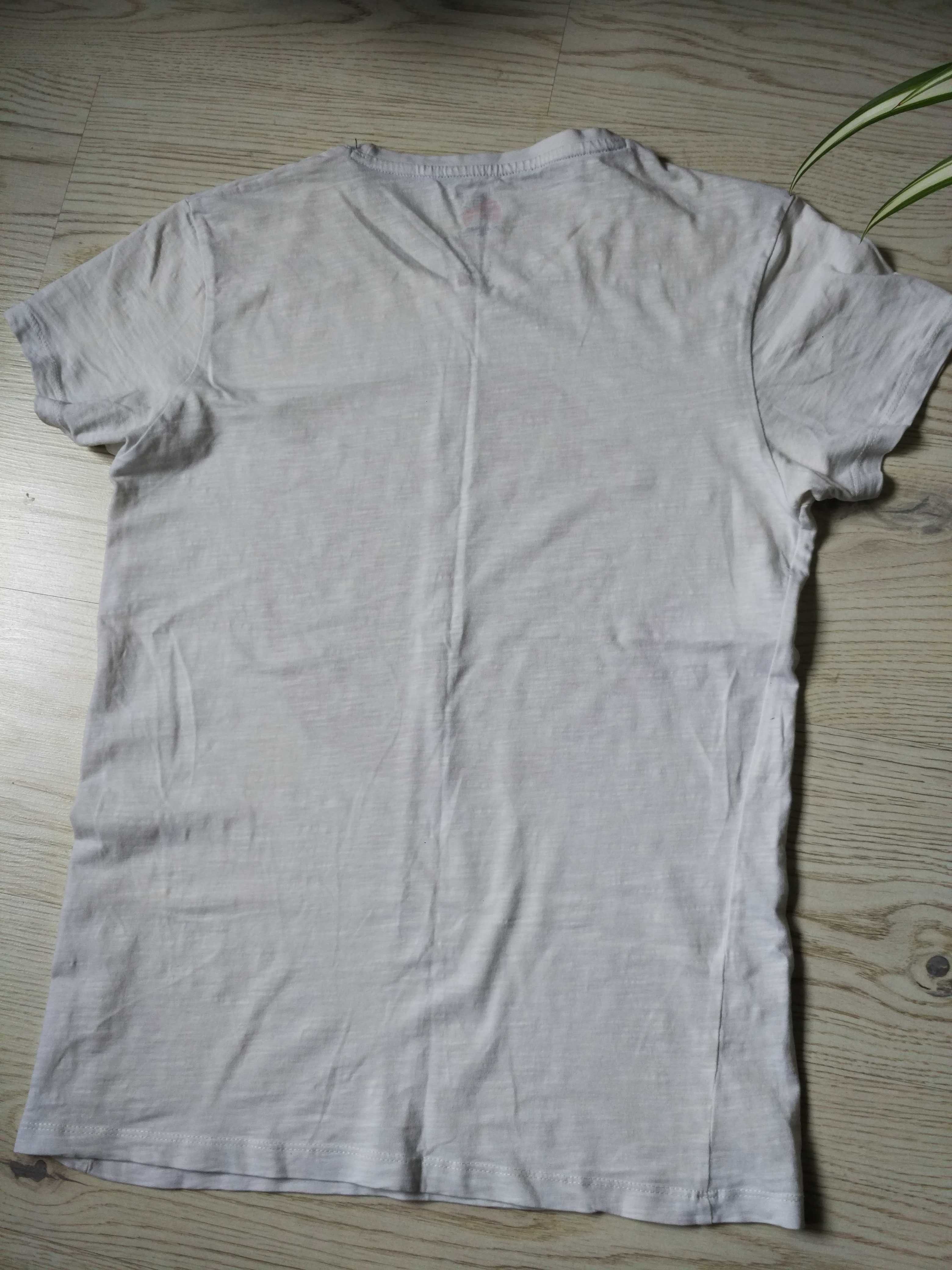 biala koszulka męska dnm house czerwony nadruk t-shirt japonia chiny