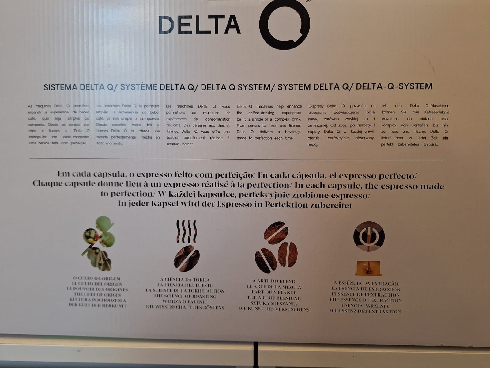 Expres do kawy z systemem dozowania mleka