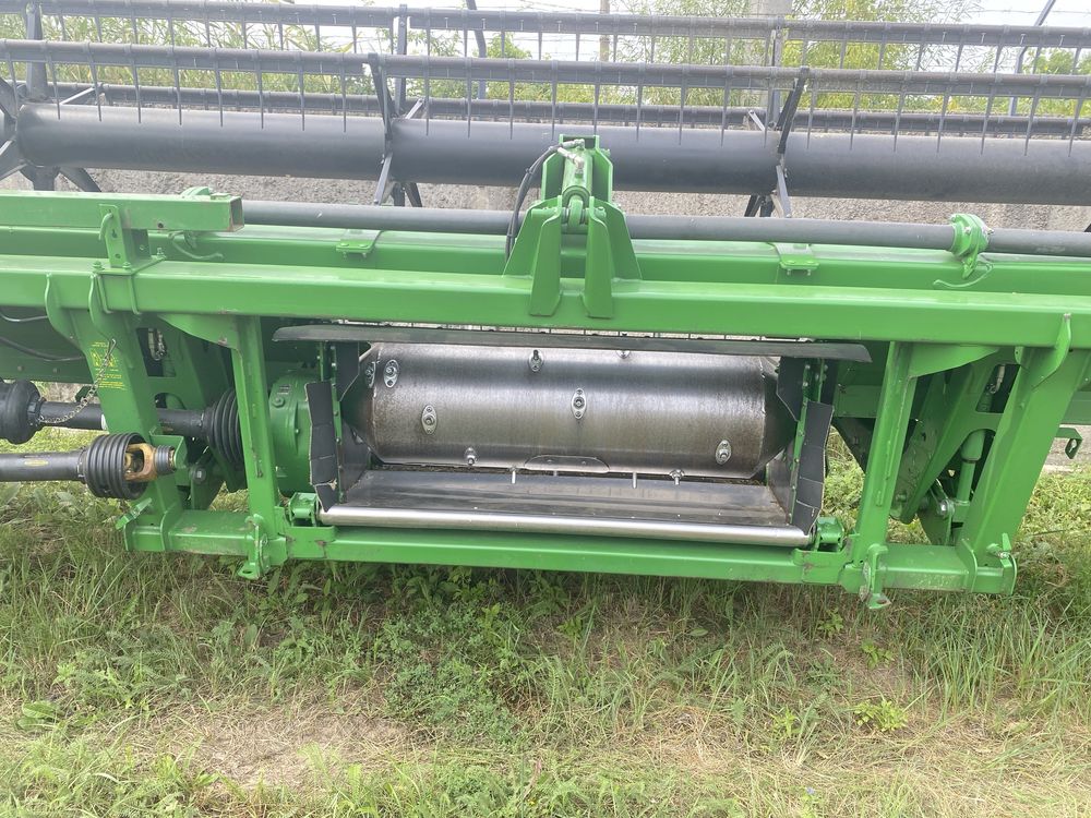Жатка жниварка John Deere 635D з ріпаковим столом