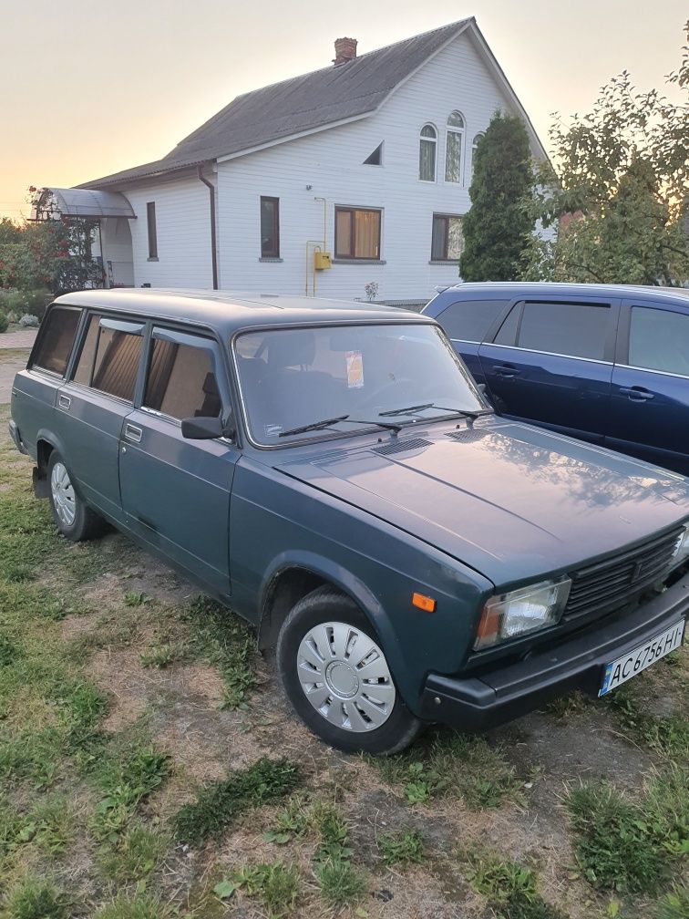 Продам Ваз 2104 .