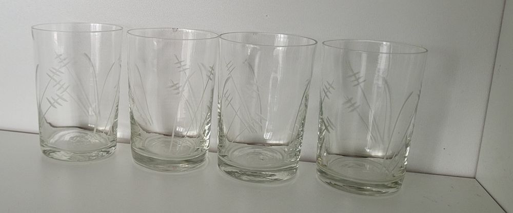 Małe szklanki zdobione 7,5 cm 4sztuki