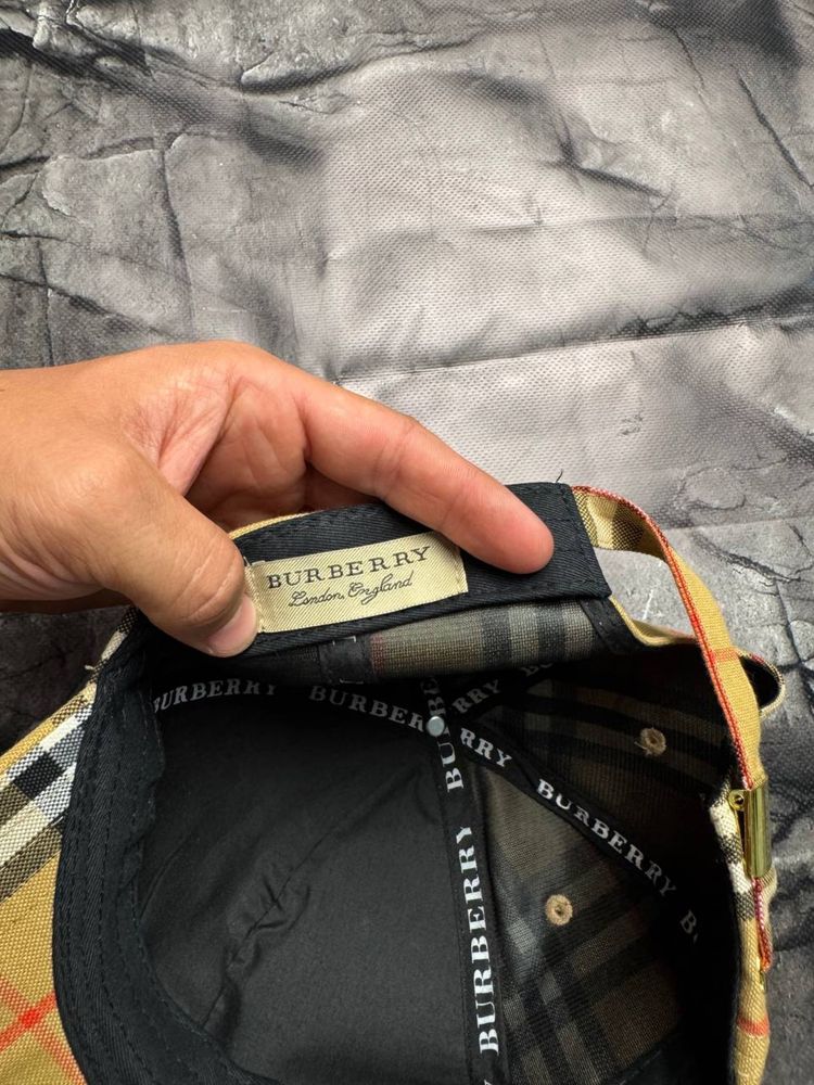 Кепка Burberry London