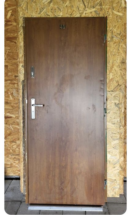 Drzwi metalowe zewnętrzne
