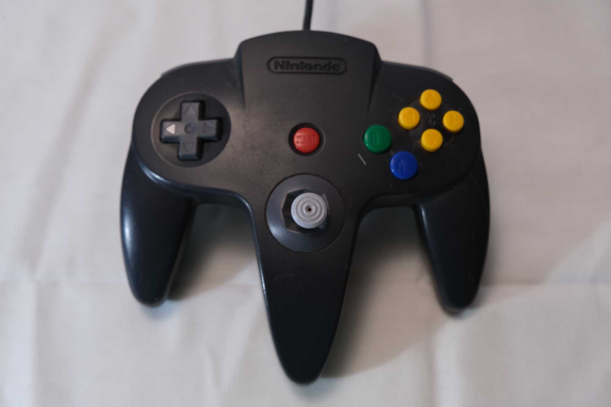 N64, Jogos e acessórios