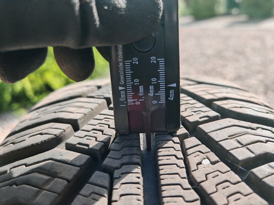 Koła Skoda 5x112 z oponami zimowymi Uniroyal 4szt.