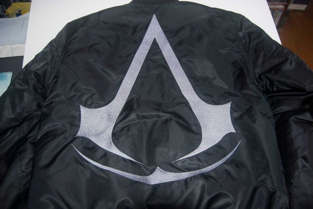 Assassin's Creed blusão novo - Tamanho S