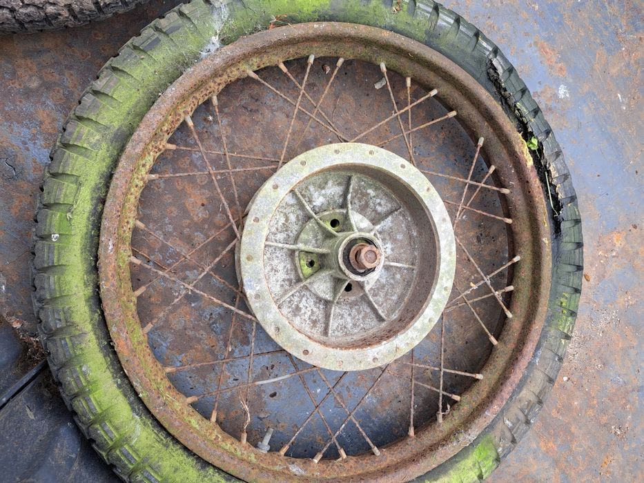 Felgi przód tył gazela  3.00-18