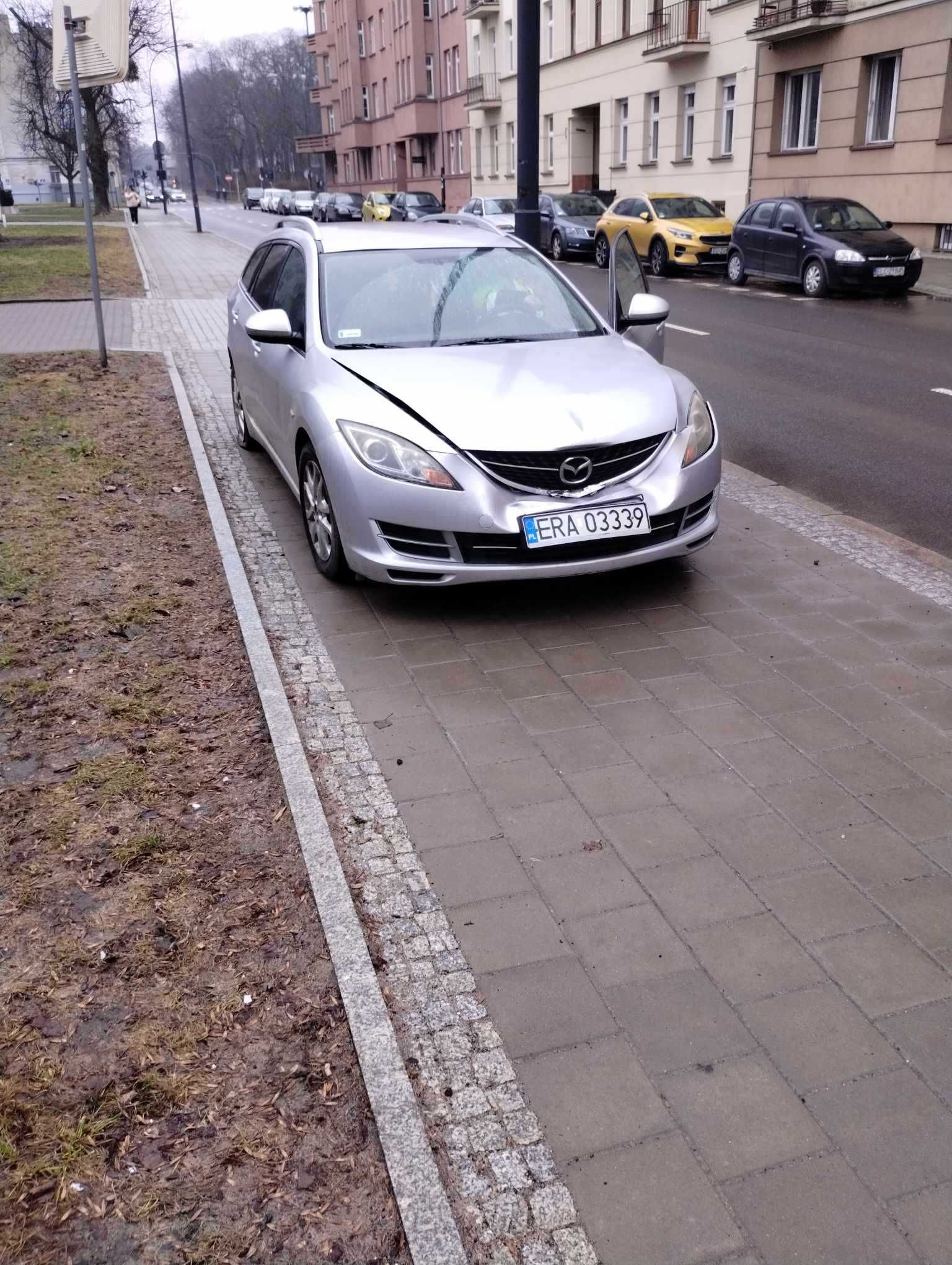 Mazda 6 2009 uszkodzona