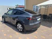 Продам Tesla Y 2024