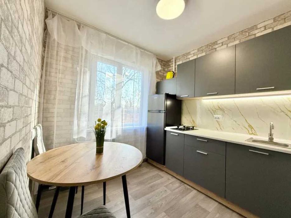 Продам квартиру на  Инглези/Гайдара/Черемушки