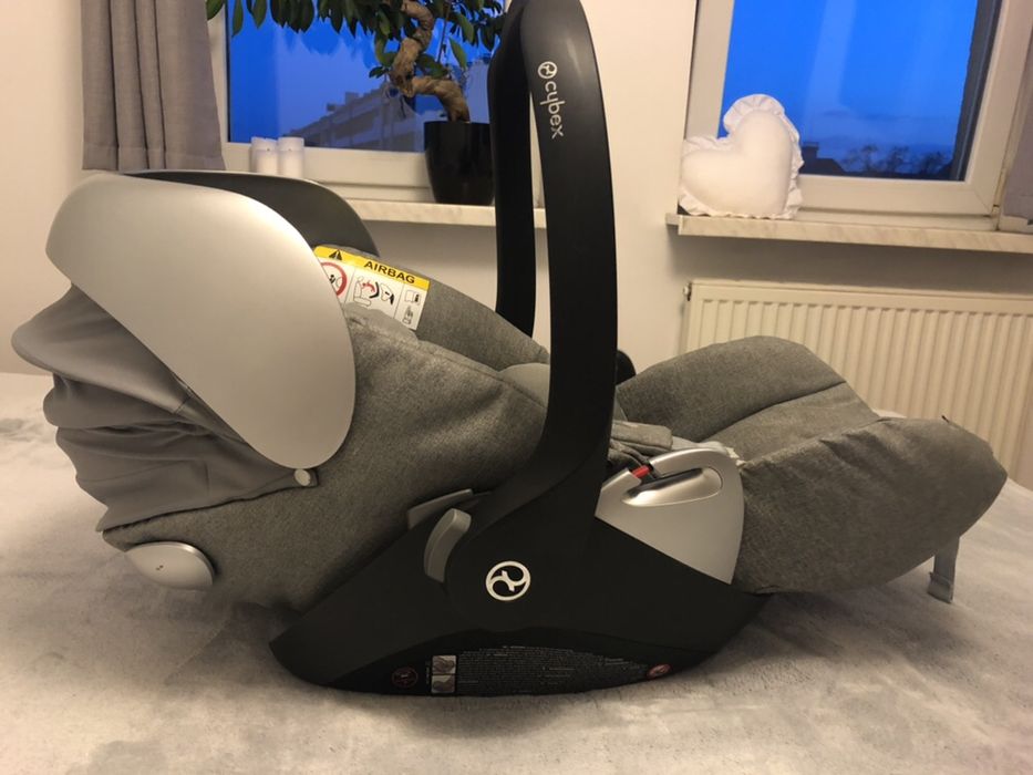 REZERWACJA Cybex fotelik/nosidełko rozkładane 0-13 KOI CRYSTALLIZED