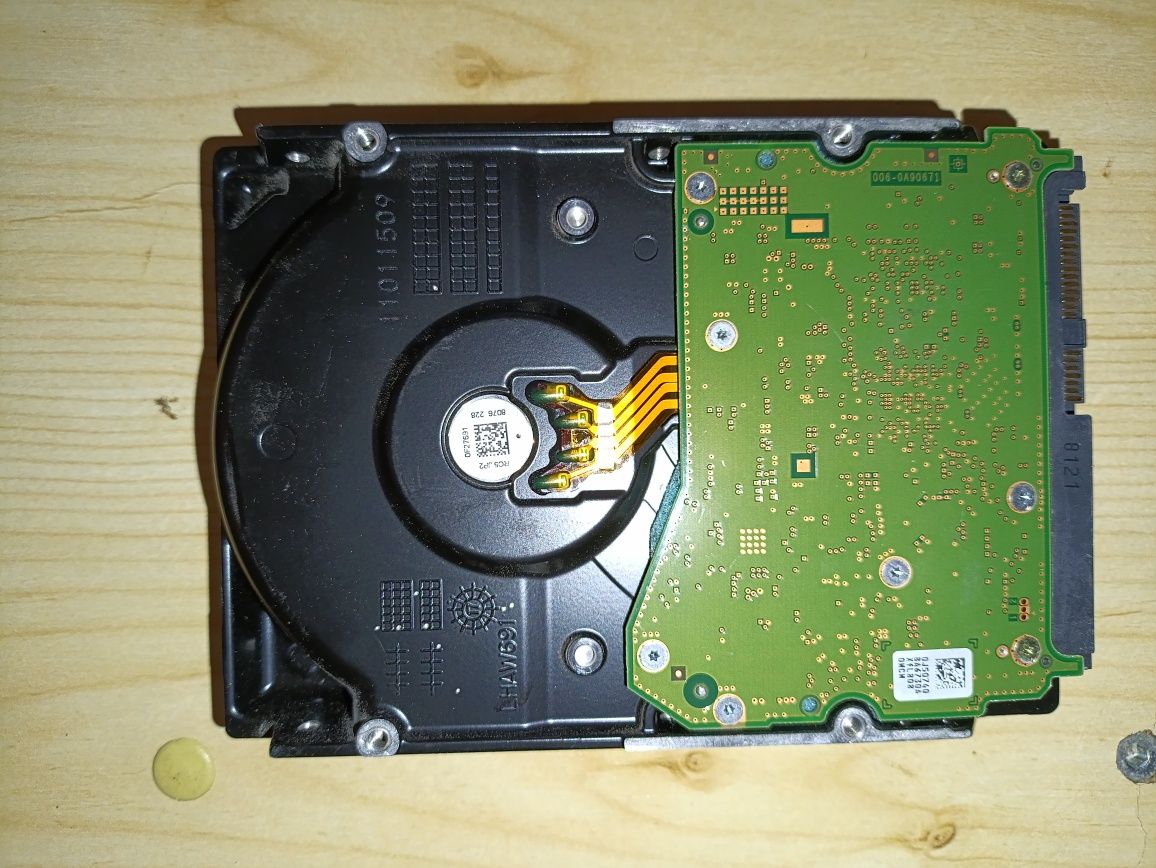 Жёсткий диск HGST 10tb sas 3