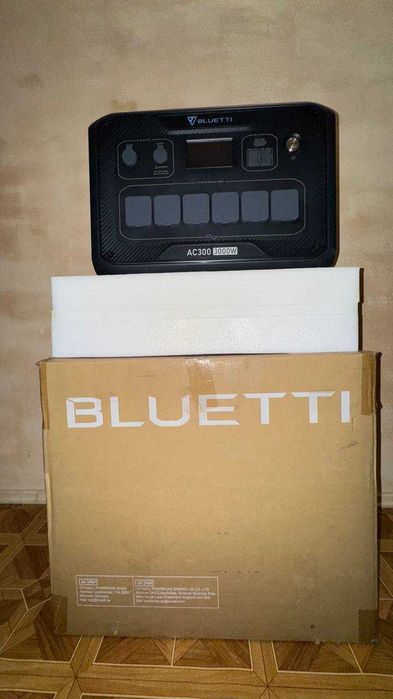 Bluetti AC300 інвертор 3000Вт новий