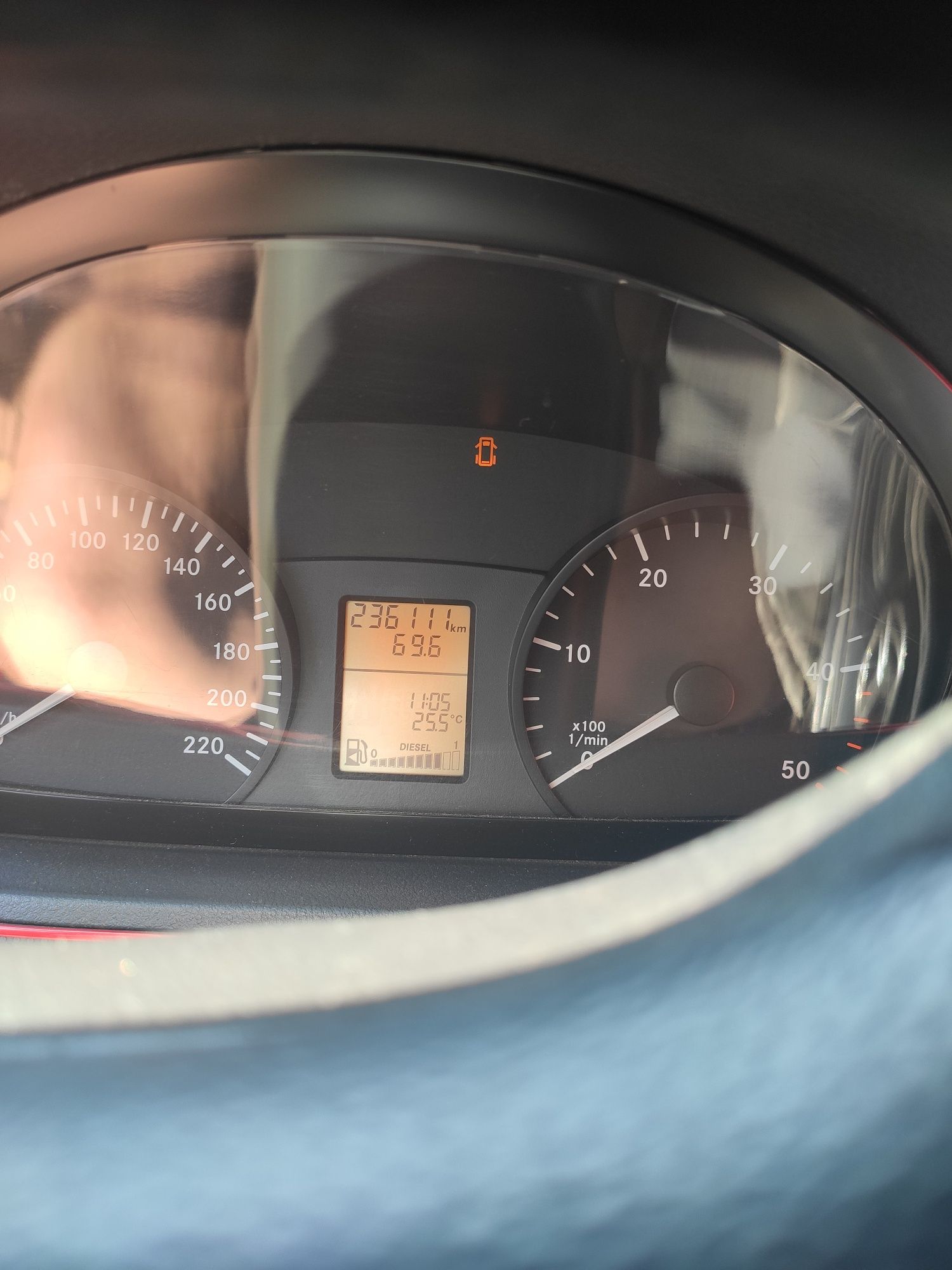 Мерседес віто 111