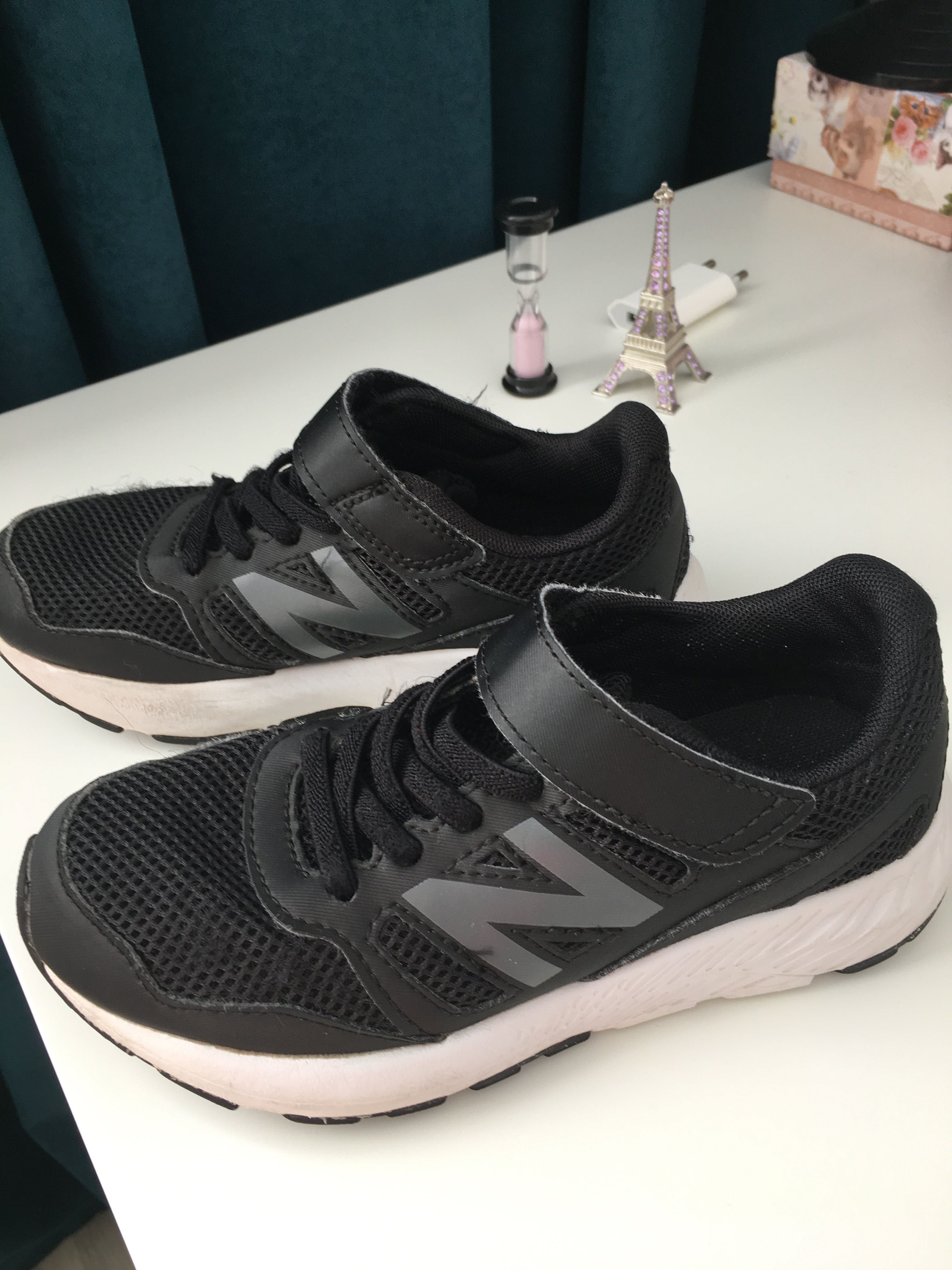 Кроссовки new balance р. 30.5