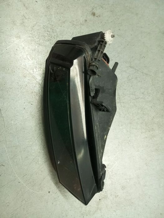 Farol nevoeiro frente esquerdo VOLKSWAGEN Golf VII (5G1, BQ1, BE1, BE2