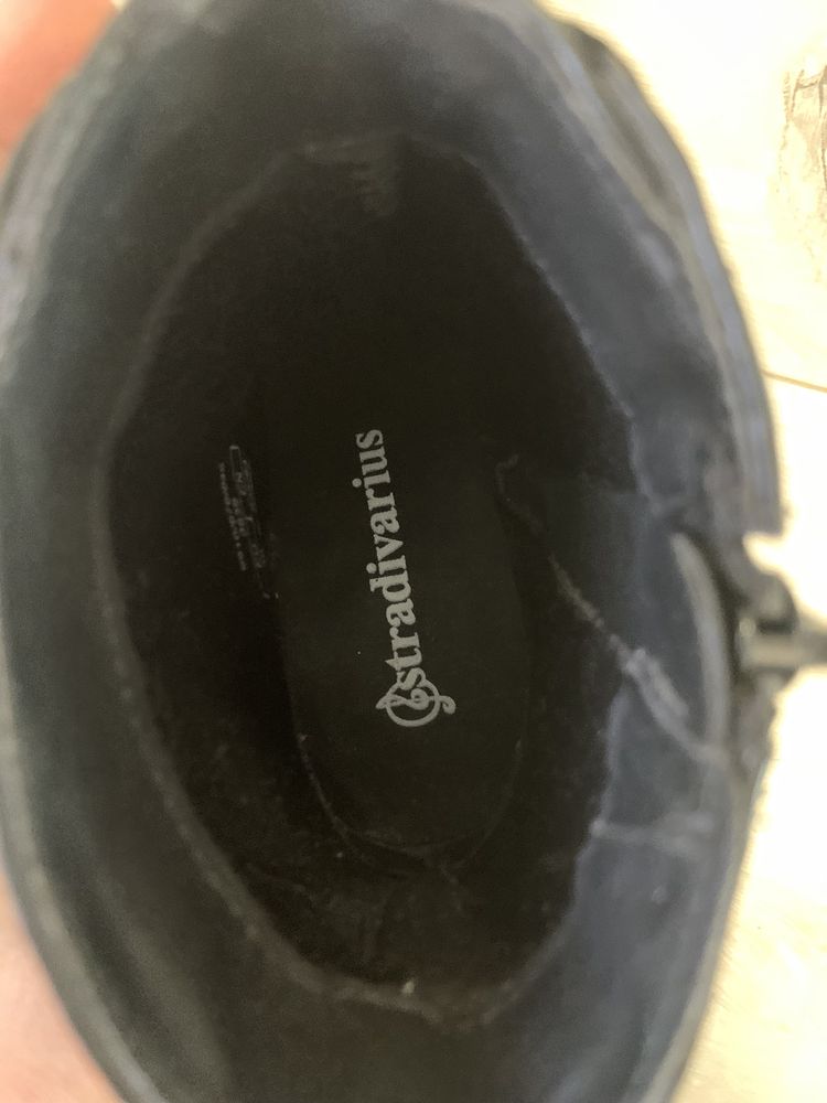 Демісезонні черевики Stradivarius