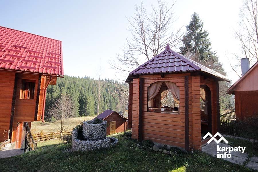 Holiday House Яблуниця