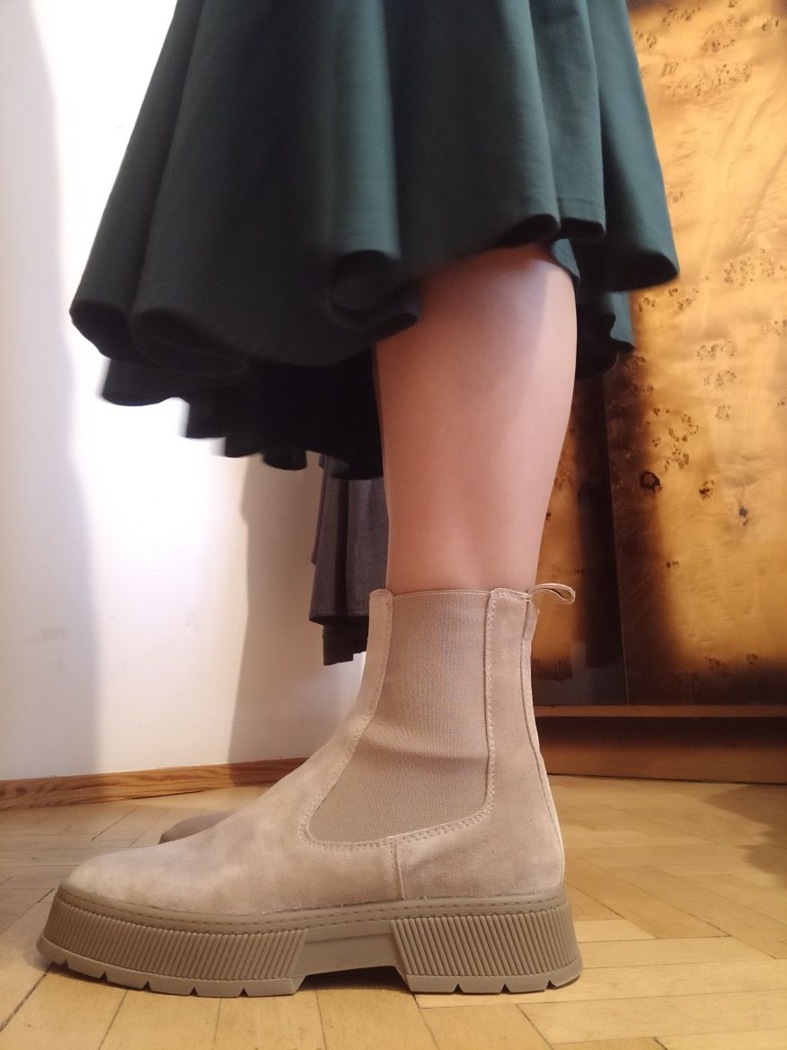 Sztyblety damskie Massimo Dutti