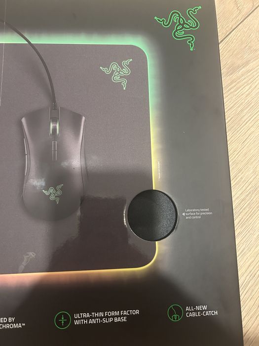 Świecąca podkładka gamingowa pod myszke dla graczy Ryzen