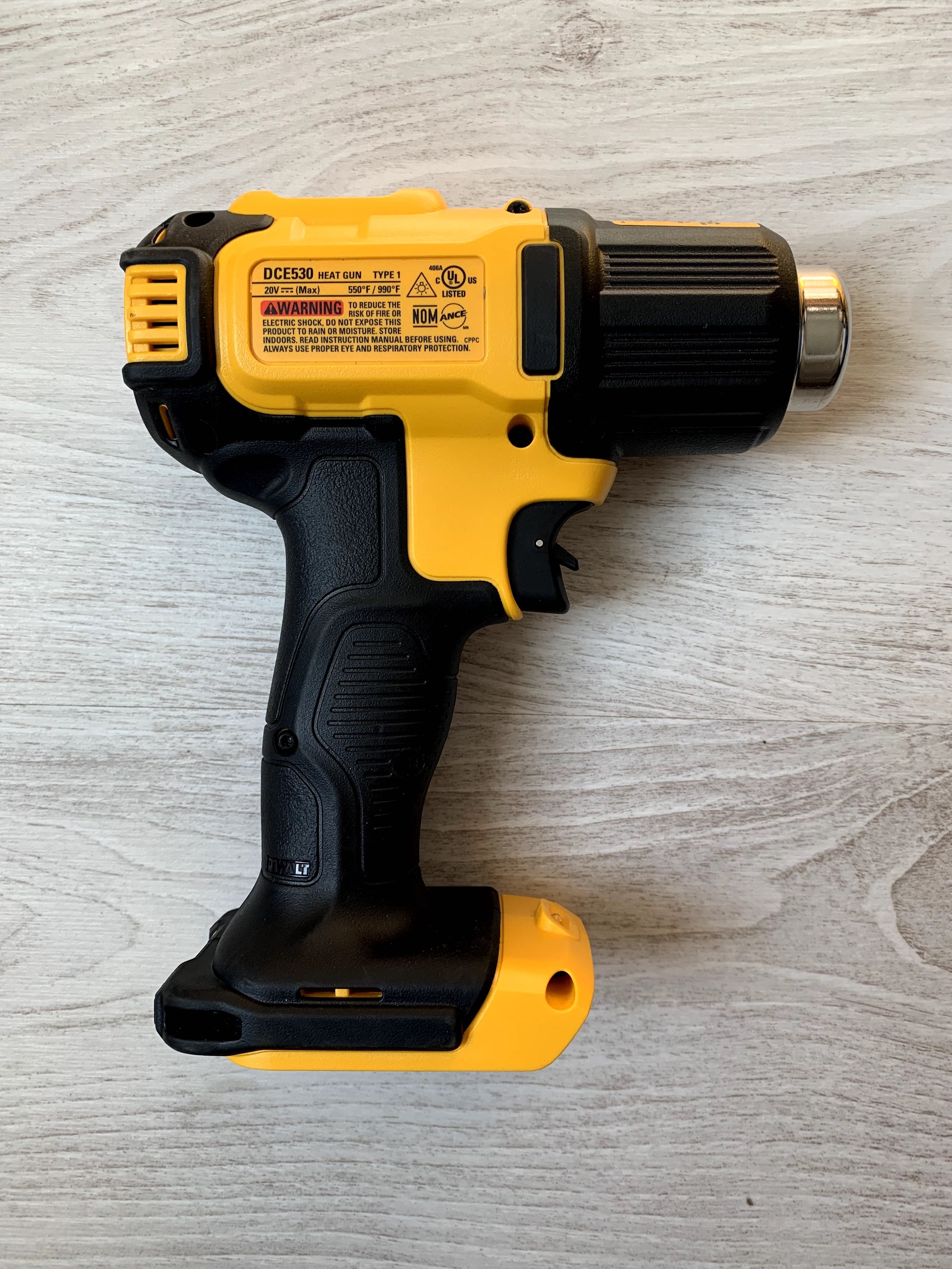 Акумуляторний будівельний фен DeWalt DCE530