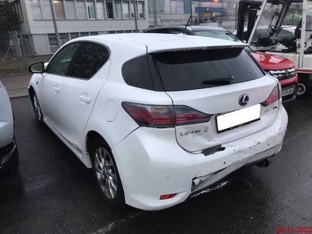 Lexus CT 200 F- sport biała perła