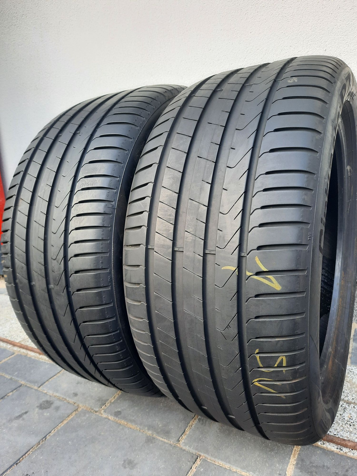 2 opony 275/40 R18 Pirelli CintuRato P7 6.5mm 2021r