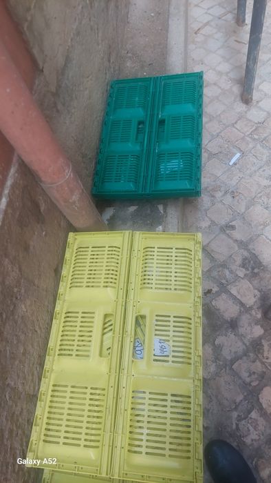 Caixas plásticas IFCO DOBRÁVEIS dobrável para arrumação .