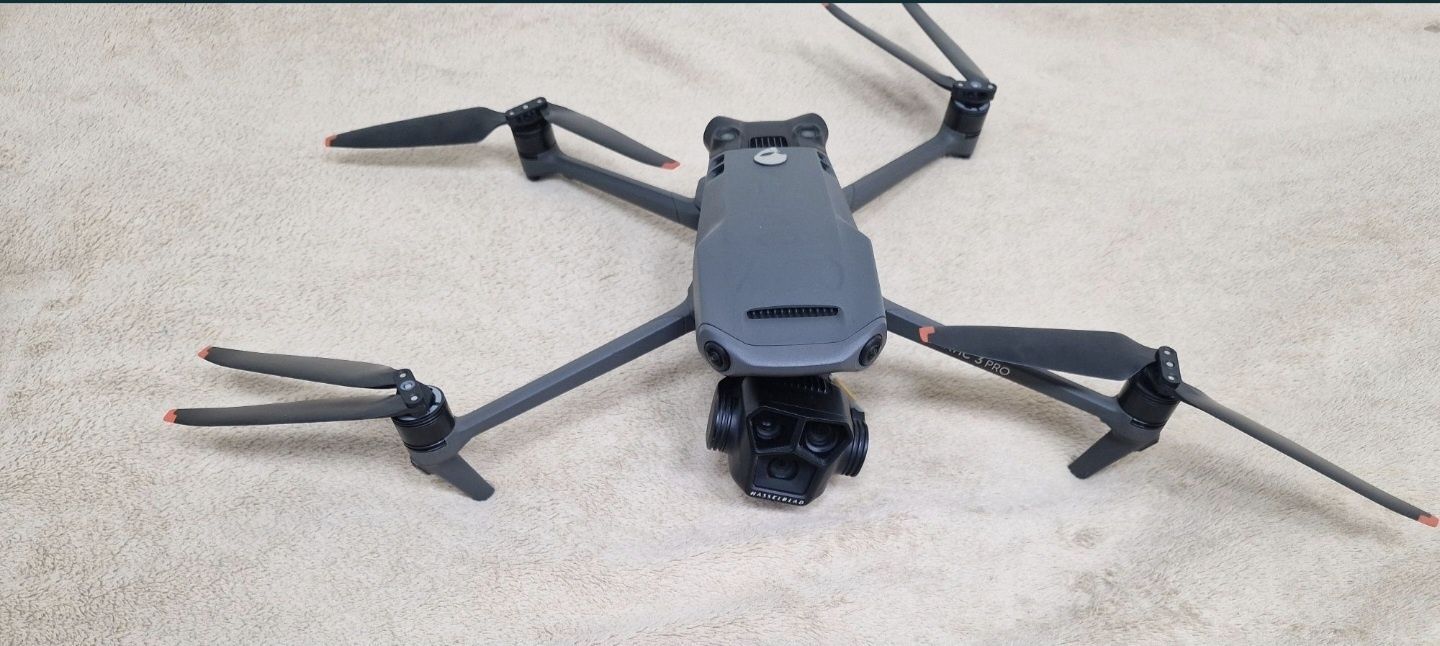 Dron Mavic 3 pro
