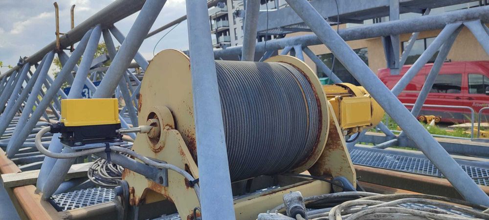 Żuraw wieżowy FM GRU 1250 cty