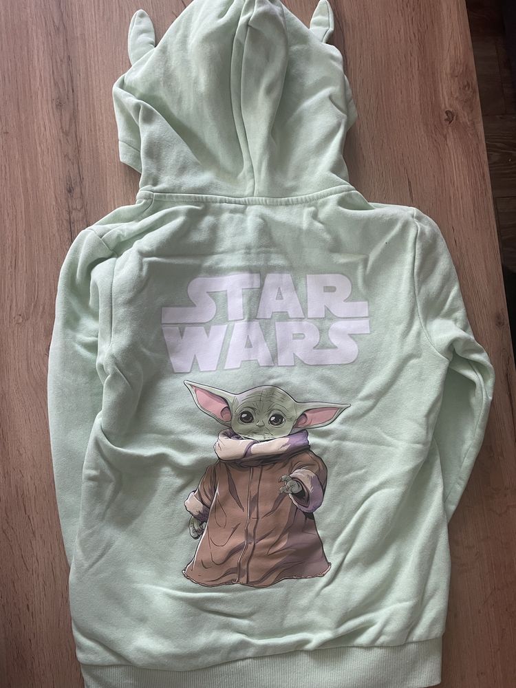 Bluza BabyYoda r. 134