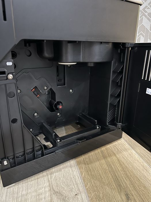 Кофемашина кавоварка saeco incanto