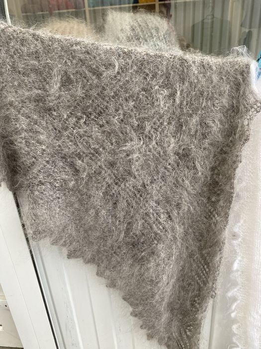 Пуховые платки и косынки из козьего пуха