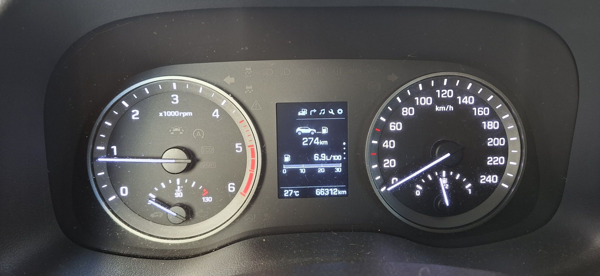 Tucson Hyundai 1.7CRDi EXECUTIVE 17