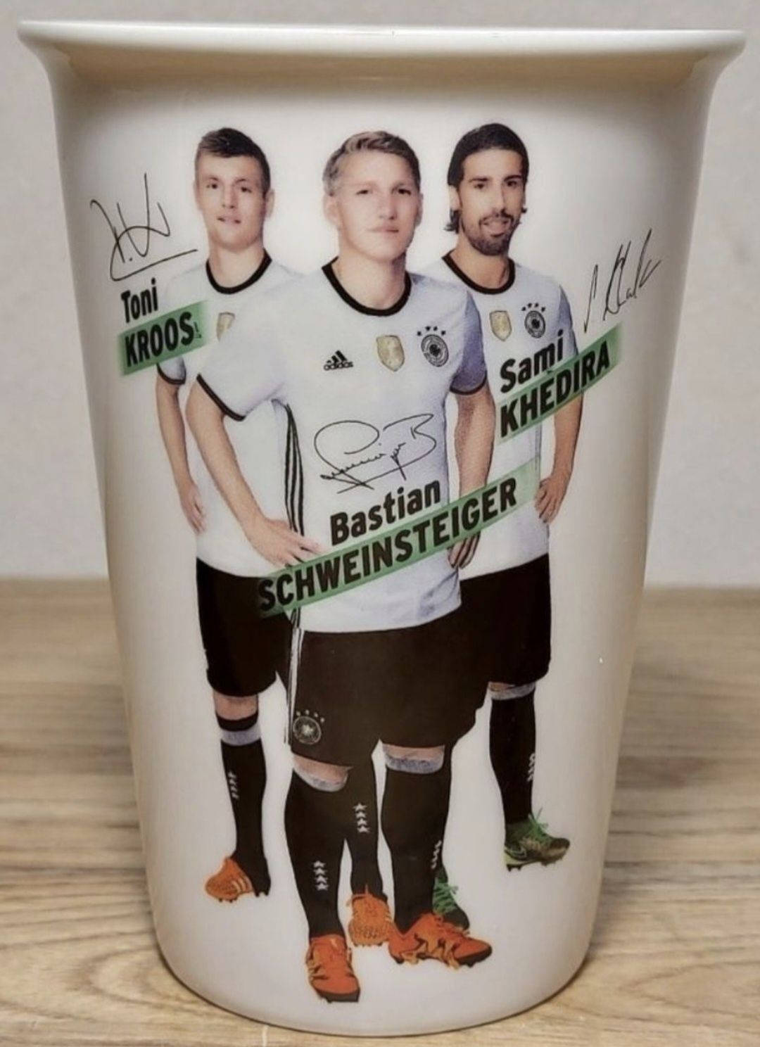 Лицензированный стакан немецкой футбольной ассоциации.