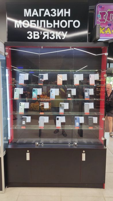 Продам шкаф для магазина