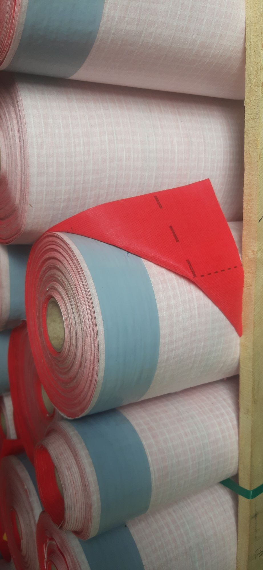 TANIO Folia membrana dachowa paroprzepuszczalna, 150g, 200g  PASEK KLE