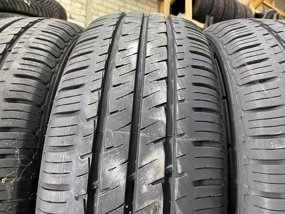Легкогрузові шини 215/65R15C Hankook Vantra LT 8+mmмм 16рік 2шт 4шт