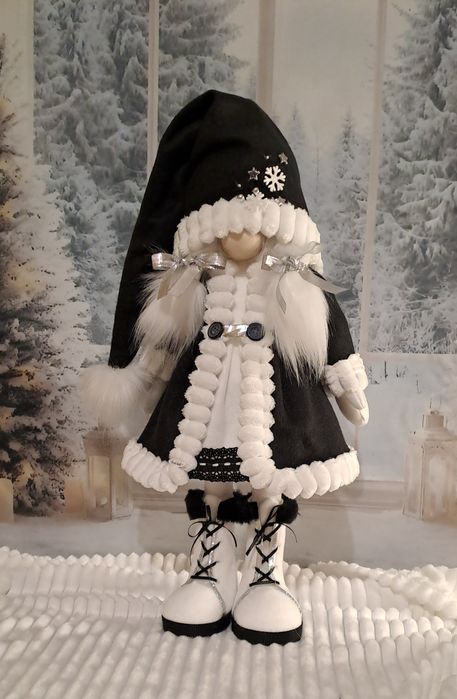 Para skrzatów stojących