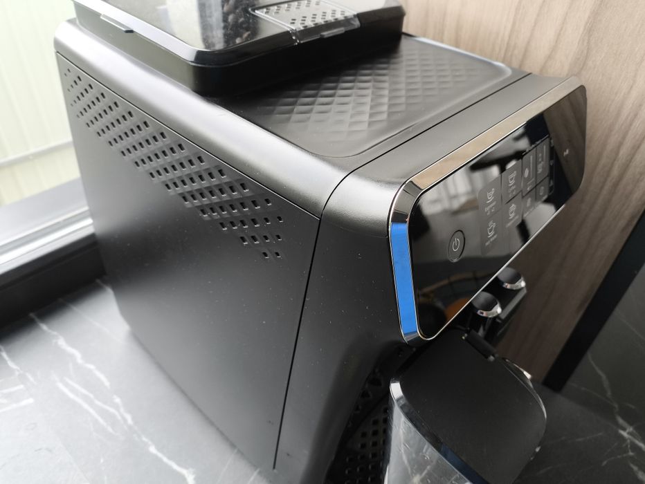 Кавоварка Philips LateGo, кавомашина EP2231