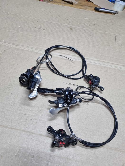 Hamulce hydrauliczne Formula ORO k24 z manetkami Sram X-9 3x9s