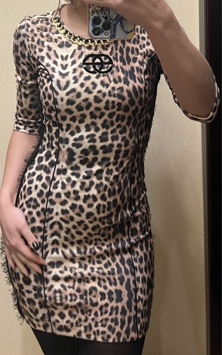 Леопардова сукня
