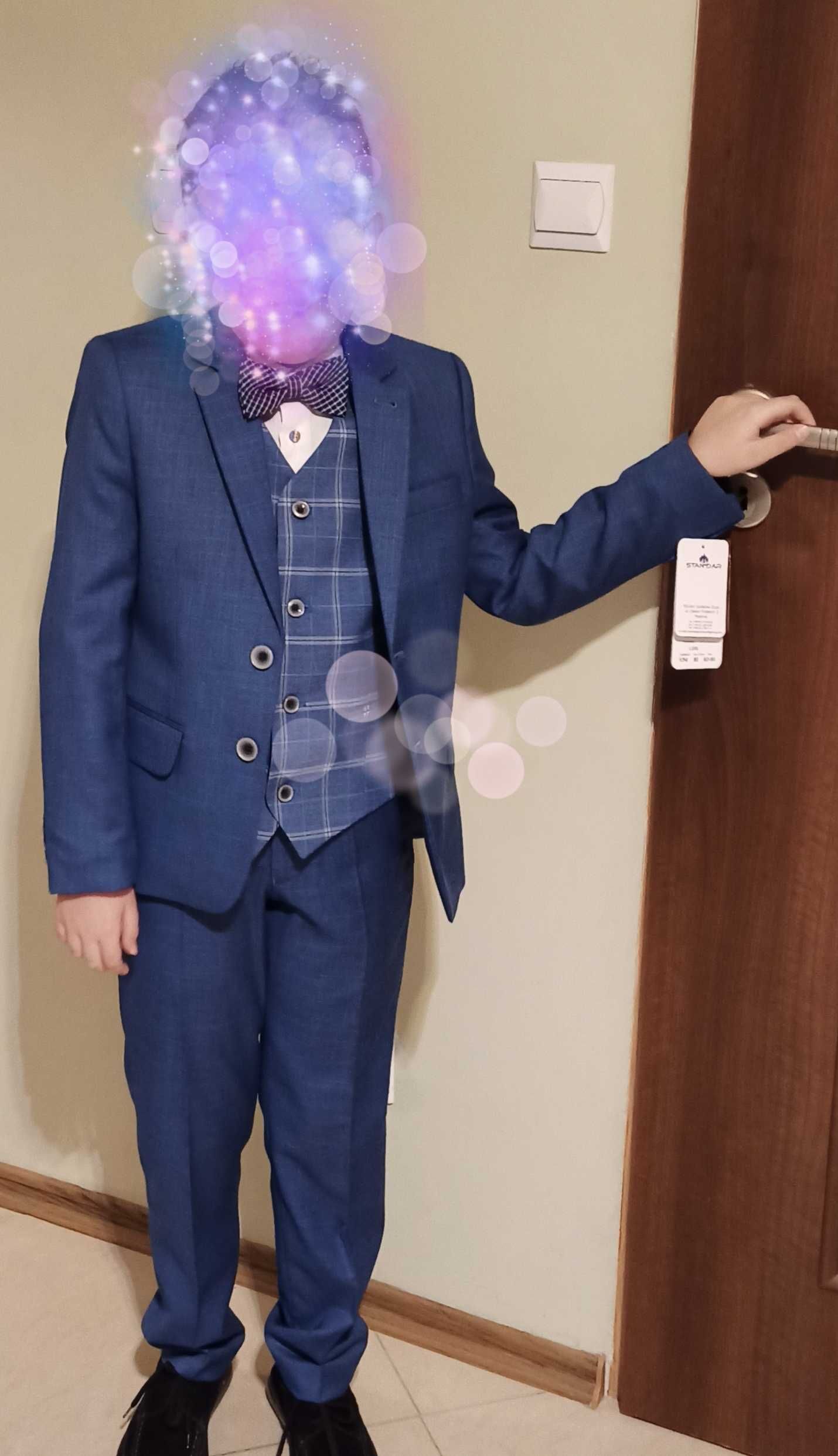 Garnitur komunijny "LUIS" firmy "STANDAR" 134