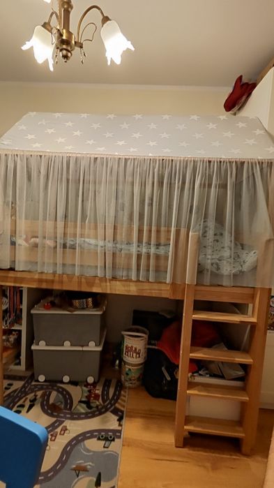 Łózko domek z antresolą