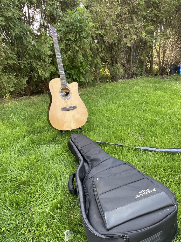 Gitara akustyczna flycat