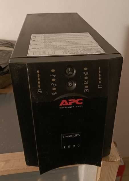 UPS APC 1500VA 980W nowe akumulatory 2x9Ah + kable 1 zasilający 2 odb.