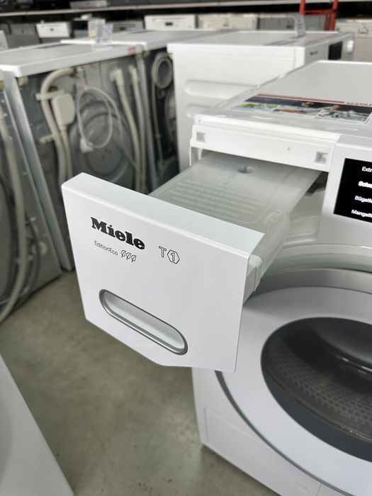 Сушильна машина Miele TWF 500 WP конденсаційна made in Germany