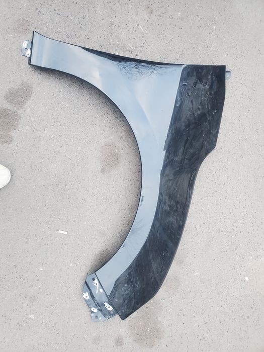 Honda clarity крило праве.